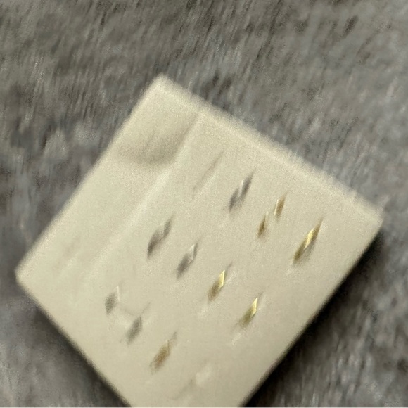 🌻3/$20🌻 Fake nose ring - Picture 2 of 2